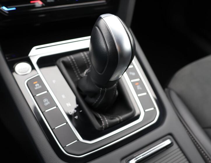 Volkswagen Arteon 34