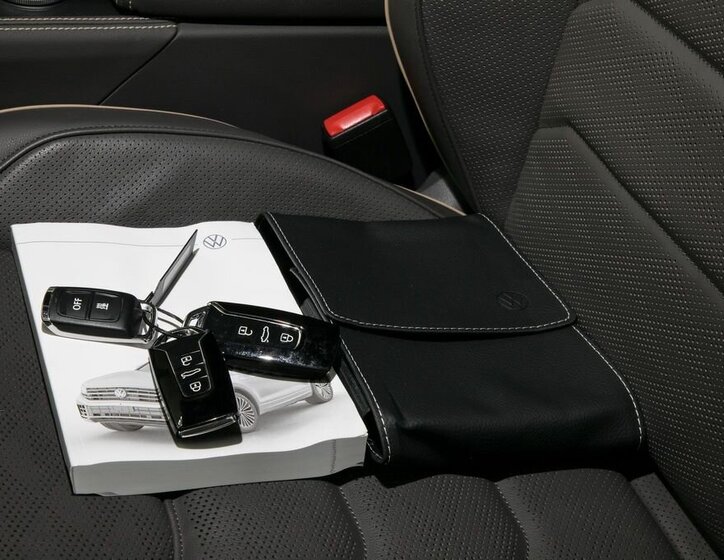 Volkswagen Touareg SUV / Terénní 3,0 l 210 kw