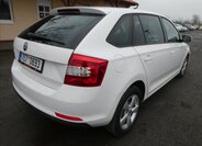 Škoda Rapid 9
