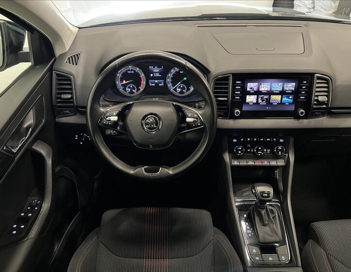 Škoda Karoq SUV / Terénní 1,5 l 110 kw