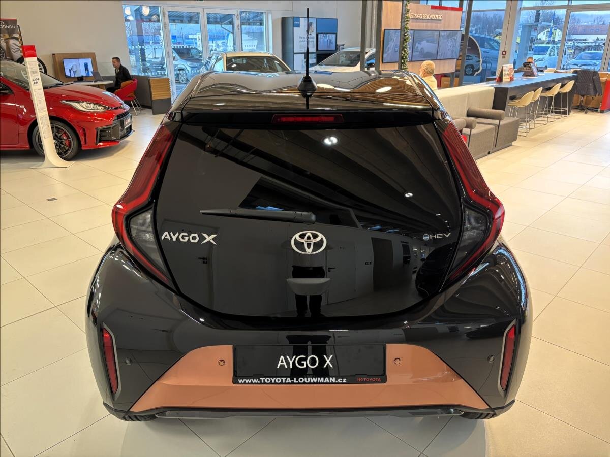 Toyota Aygo Hatchback 1,5 l 85 kw