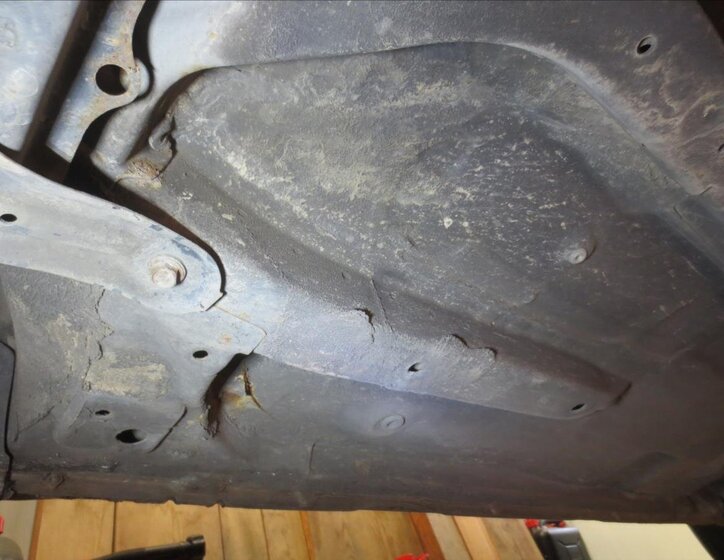 Subaru Justy Hatchback 998,0 51 kw