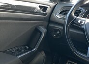 Volkswagen T-Roc SUV / Terénní 1,5 l 110 kw