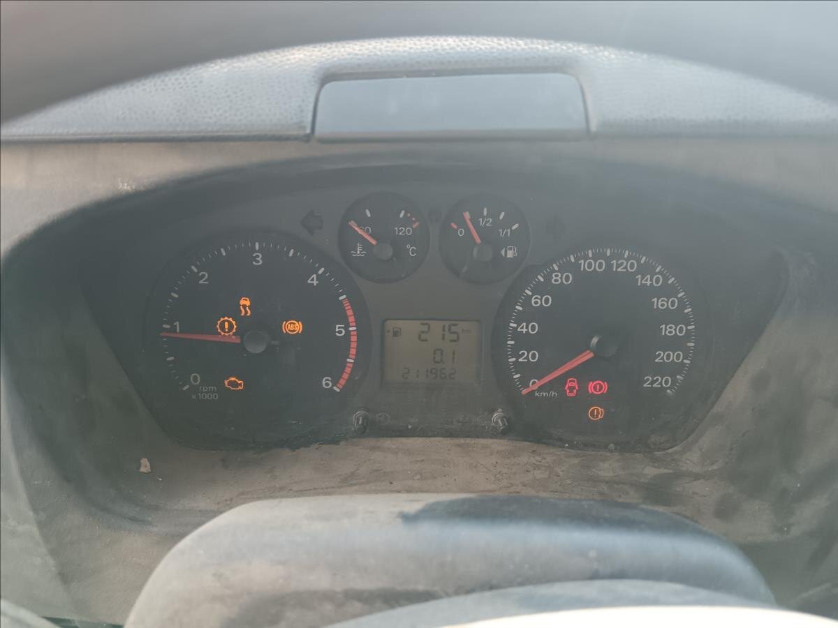 Ford Transit Kombi 2,2 l 85 kw