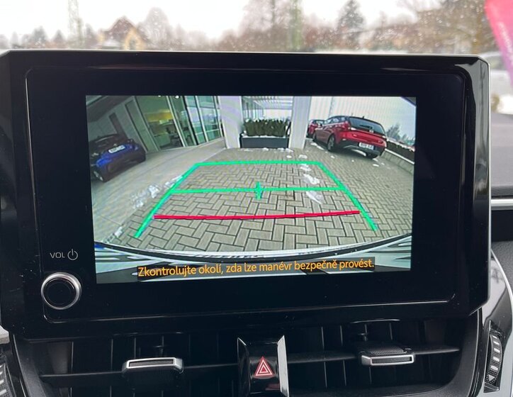 Toyota Corolla Sedan 1,5 l 92 kw