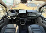 Ford Tourneo Custom 24