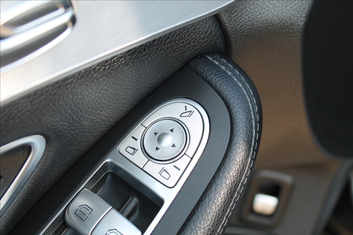 Mercedes-Benz Třídy C Kombi 2,1 l 150 kw