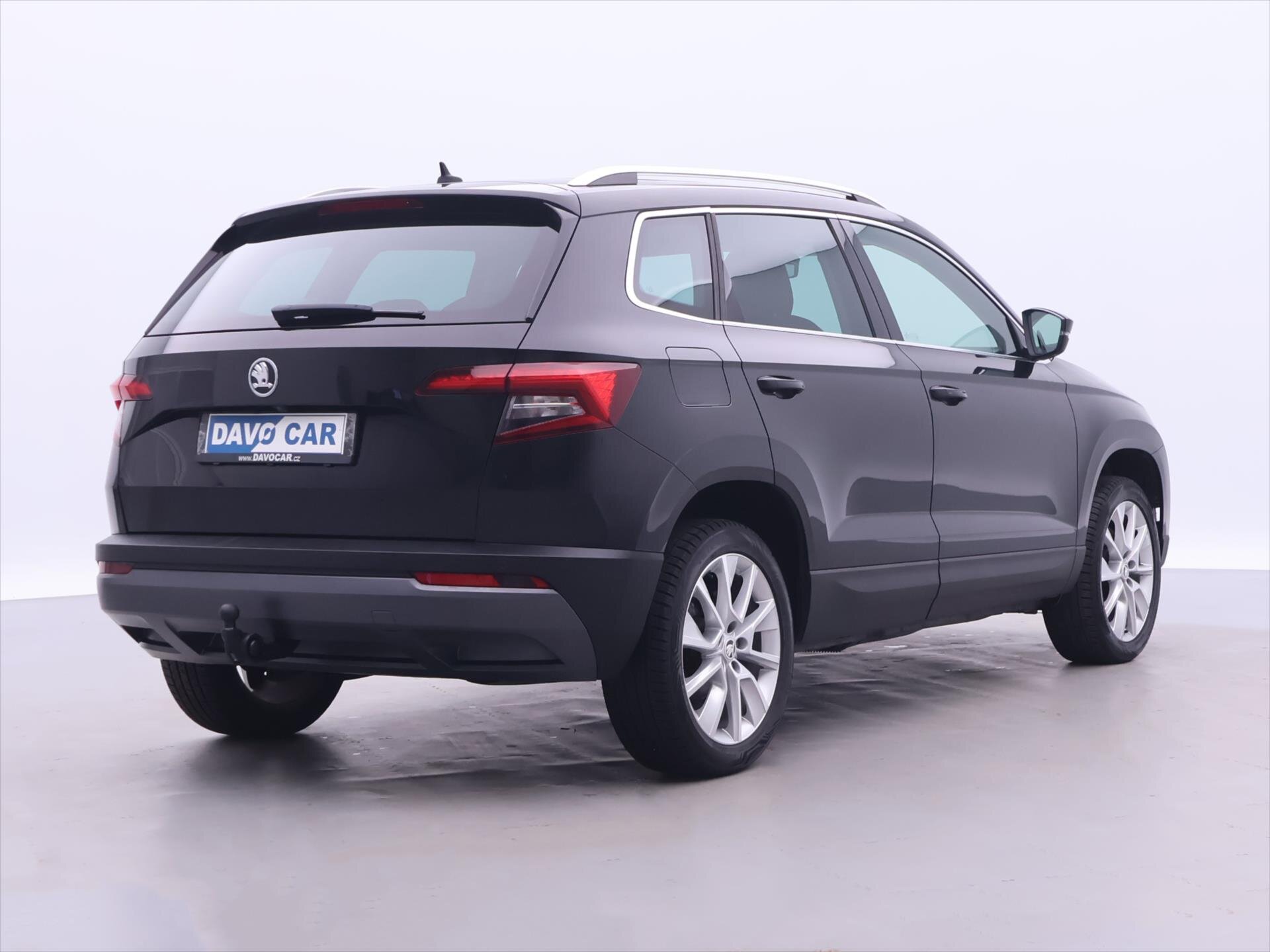 Škoda Karoq SUV 999,0 85 kw