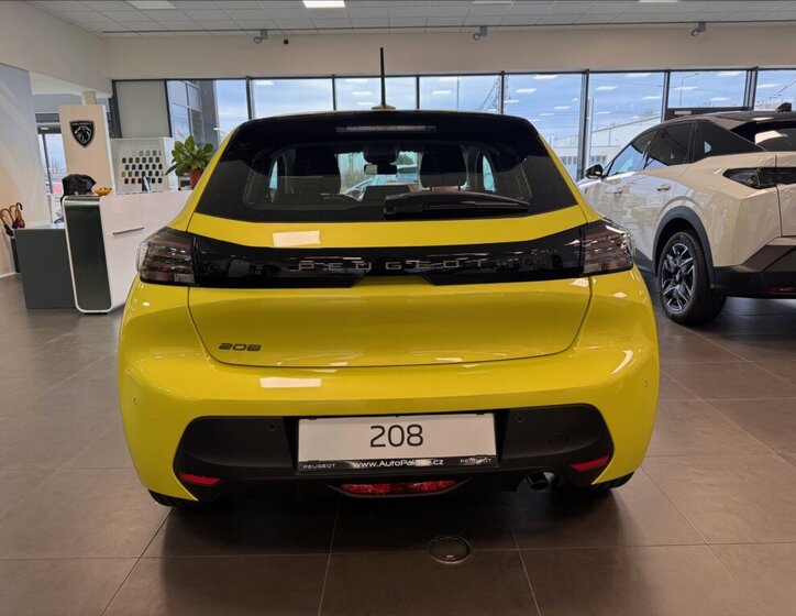 Peugeot 208 Hatchback 1,2 l 74 kw