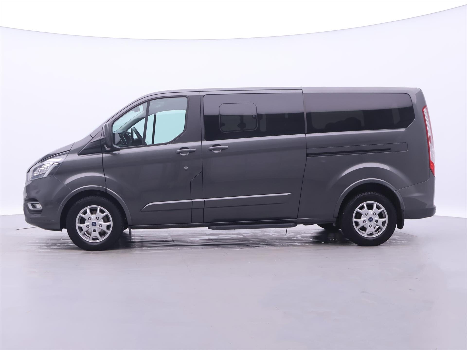 Ford Tourneo Custom Kombi 2,0 l 125 kw