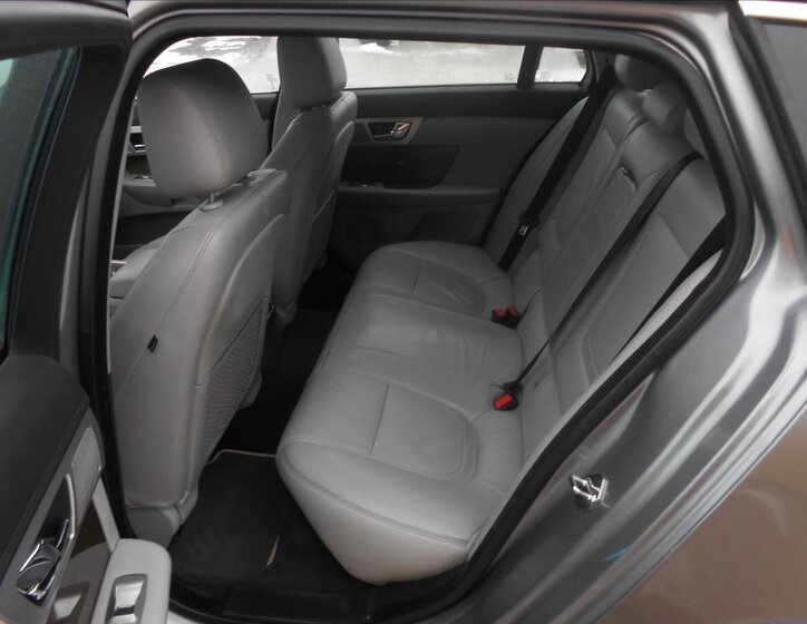 Jaguar XF Kombi 2,2 l 147 kw