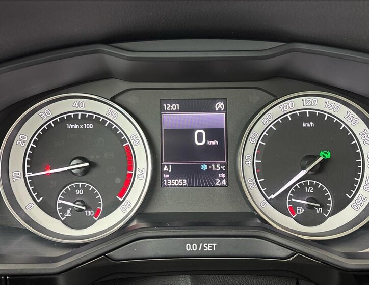 Škoda Superb Liftback 2,0 l 206 kw