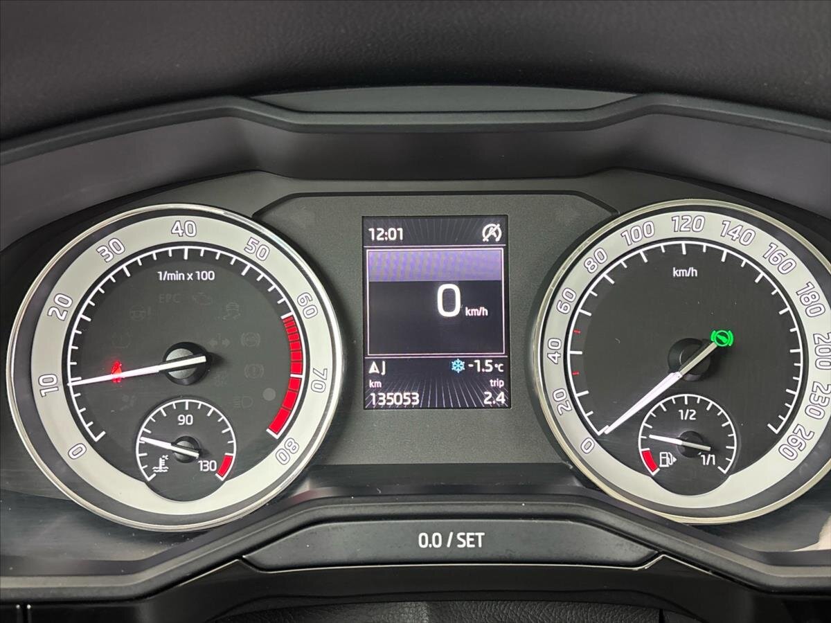 Škoda Superb Liftback 2,0 l 206 kw