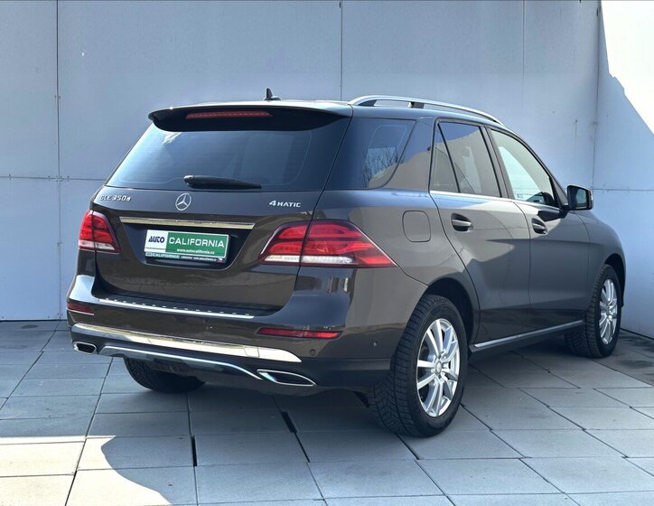 Mercedes-Benz GLE SUV / Terénní 3,0 l 190 kw