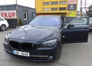 BMW Řada 7 Sedan / Limuzína 3,0 l 180 kw