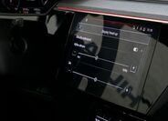 Audi e-tron 32