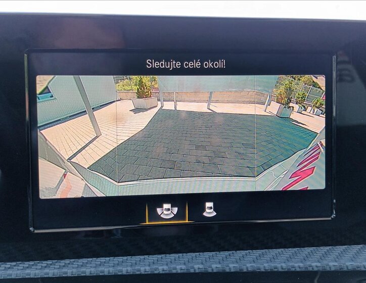 Mercedes-Benz Třídy A Hatchback 1,3 l 80 kw