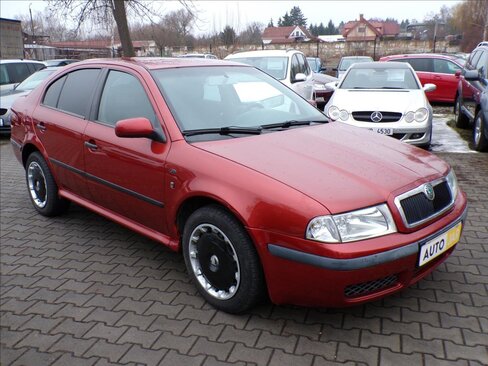 Škoda Octavia Liftback 1,6 l 75 kw