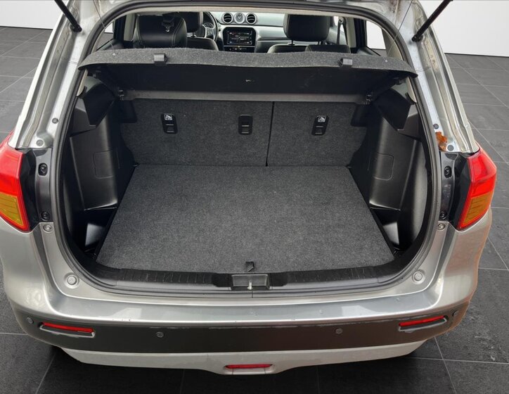 Suzuki Vitara SUV 1,6 l 88 kw