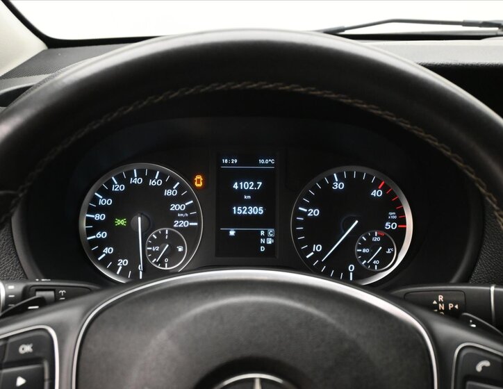 Mercedes-Benz Vito MPV 2,1 l 120 kw