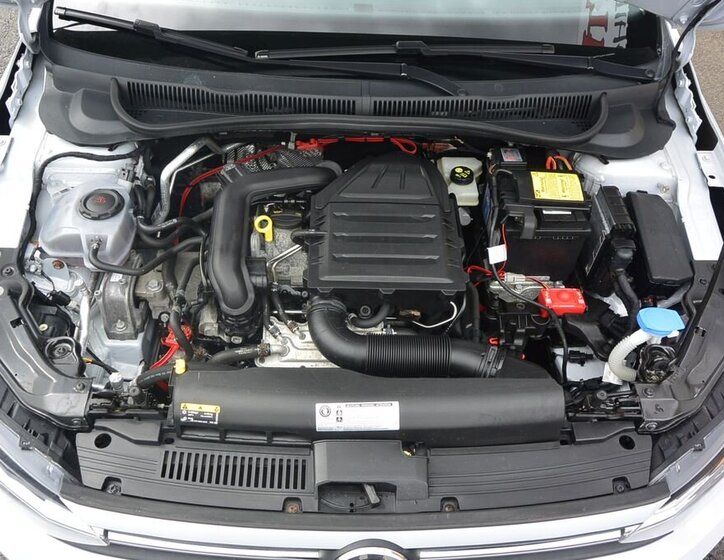 Volkswagen Polo Hatchback 999,0 70 kw