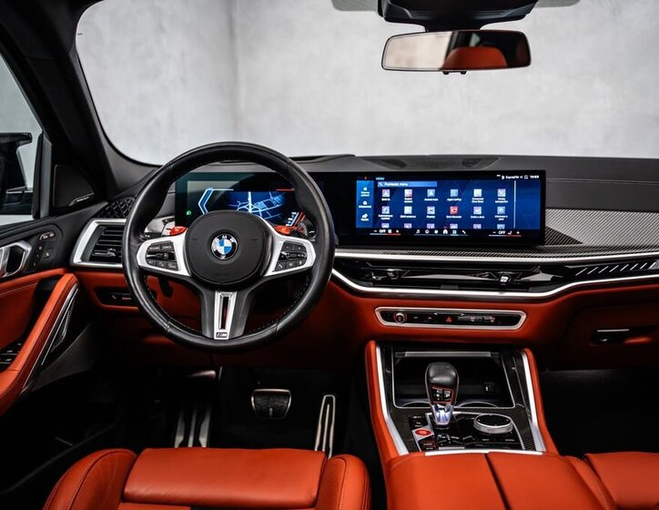 BMW X6 SUV / Terénní 4,4 l 460 kw