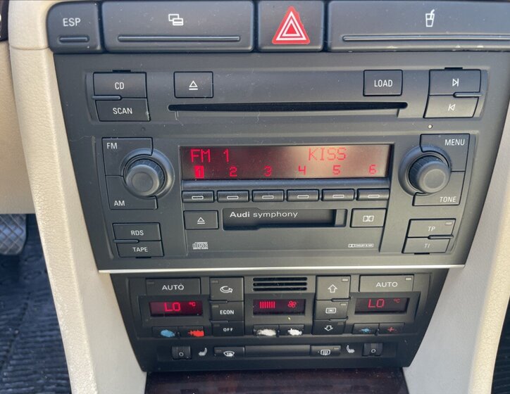 Audi A4 Sedan / Limuzína 1,8 l 110 kw