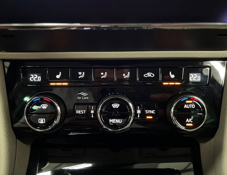 Škoda Superb Kombi 2,0 l 140 kw