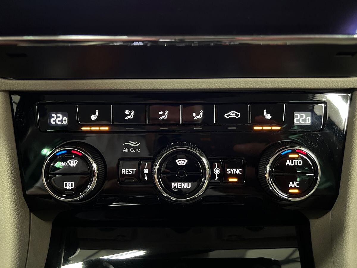 Škoda Superb Kombi 2,0 l 140 kw