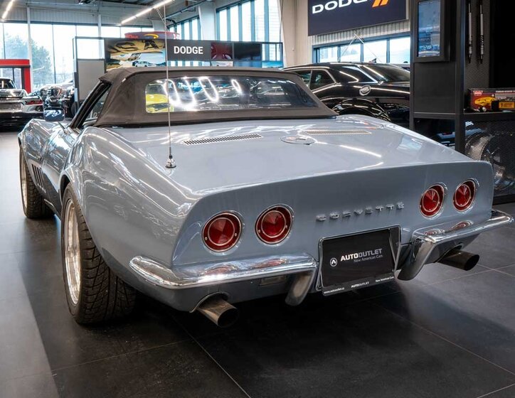Chevrolet Corvette 20