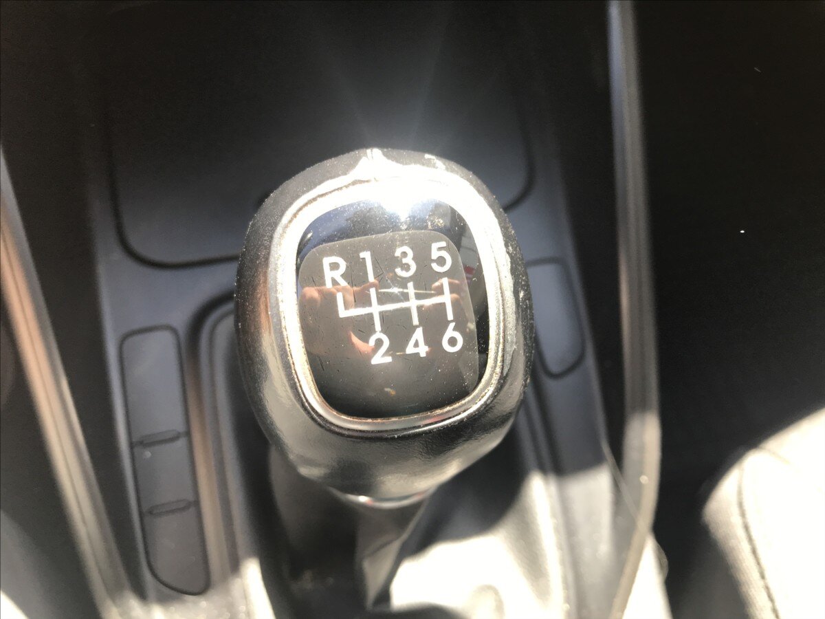 KIA Carens Kombi 1,6 l 99 kw