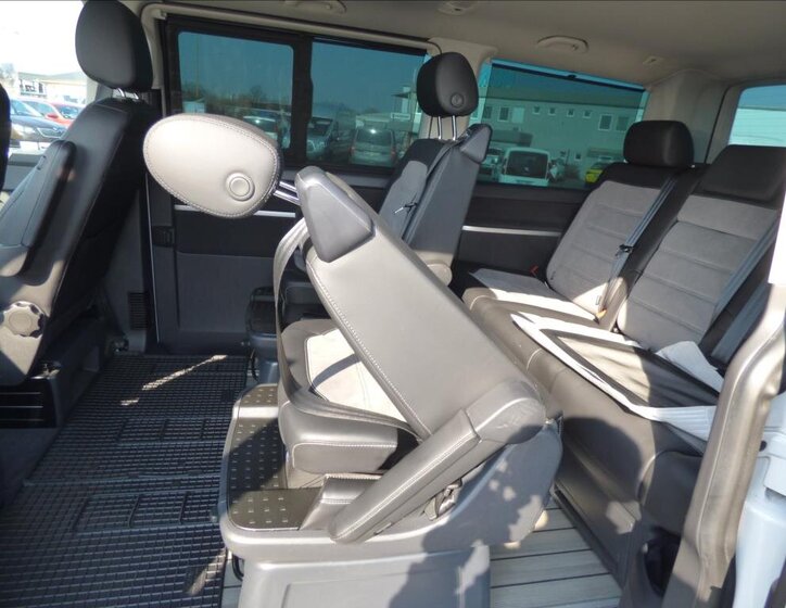 Volkswagen Multivan Kombi 2,0 l 150 kw