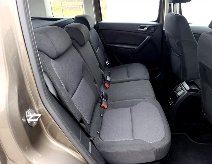 Škoda Yeti SUV / Terénní 1,6 l 77 kw