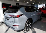 Mitsubishi Outlander SUV / Terénní 2,4 l 225 kw