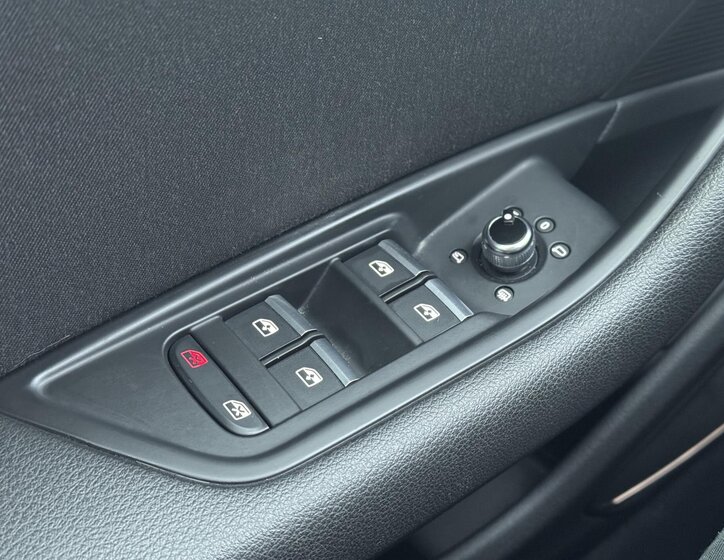 Audi A4 Kombi 2,0 l 140 kw