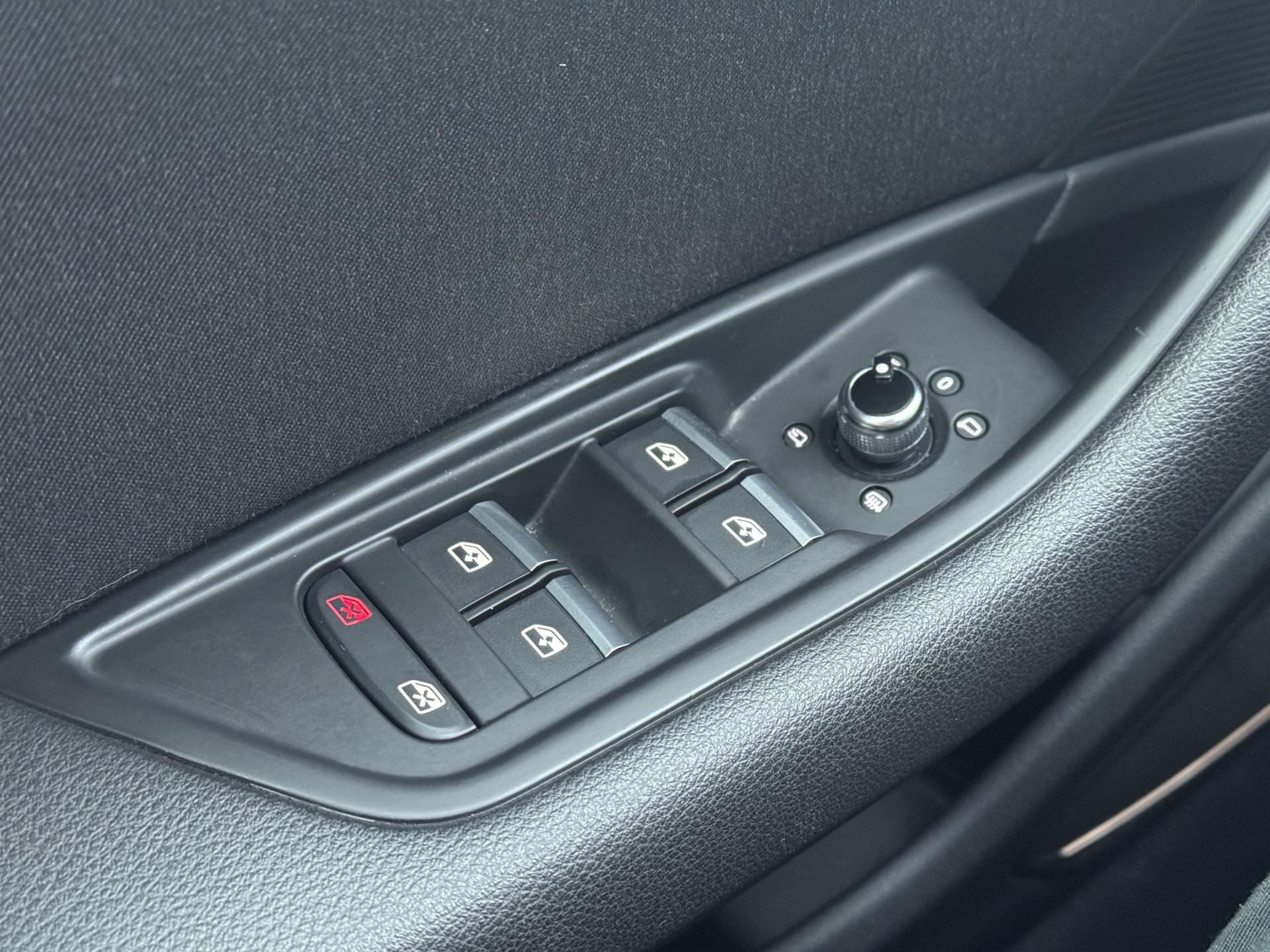 Audi A4 Kombi 2,0 l 140 kw