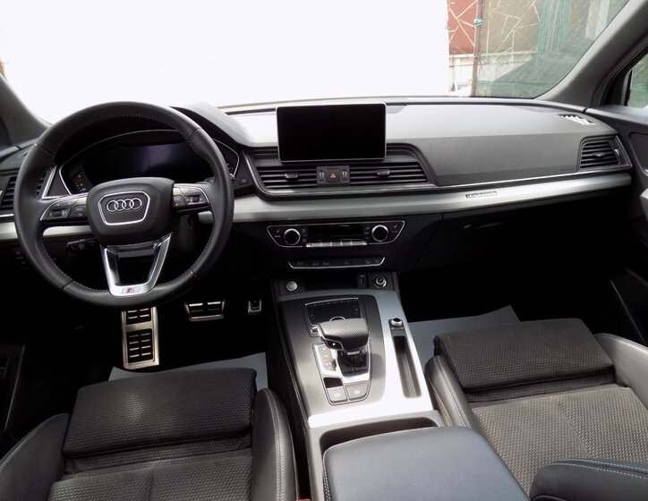 Audi Q5 SUV 2,0 l 140 kw