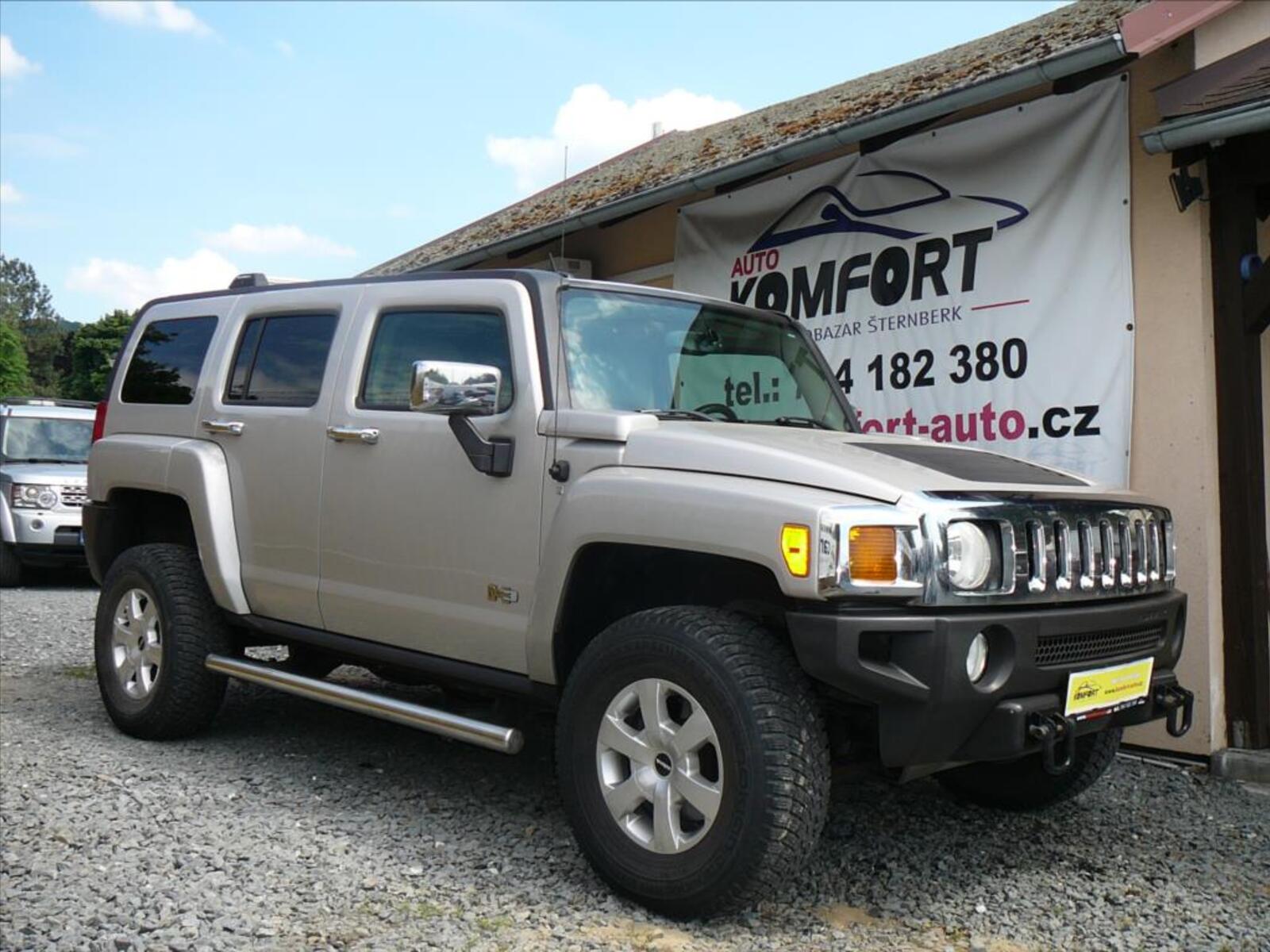 Hummer H3 1