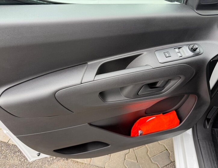 Toyota ProAce City 19