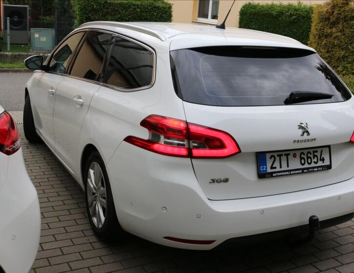 Peugeot 308 Kombi 1,5 l 96 kw