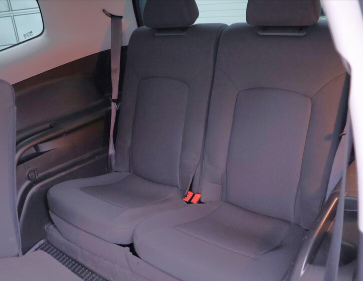 Chevrolet Orlando 14