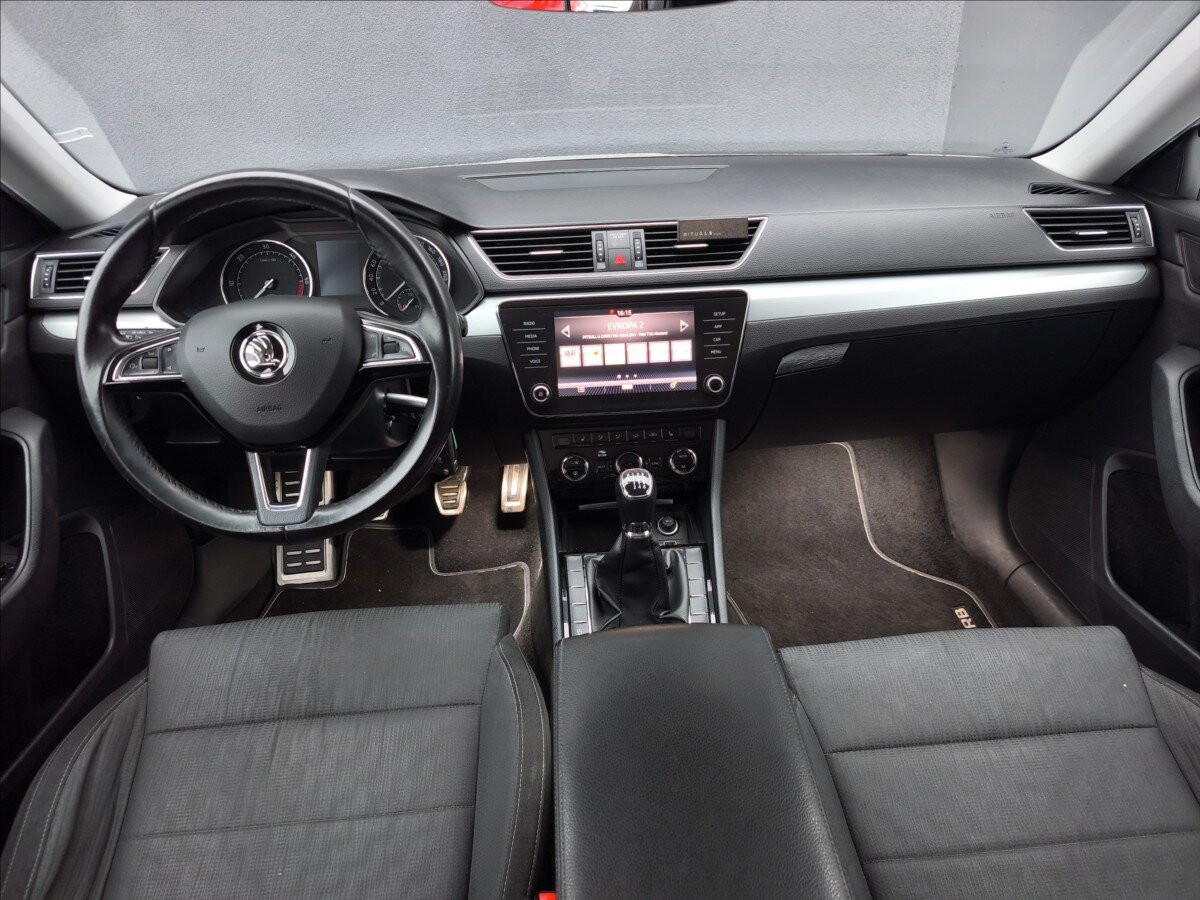 Škoda Superb Sedan 2,0 l 110 kw