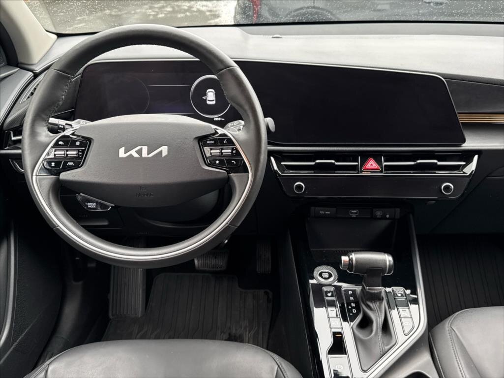 KIA Niro CUV / Crossover 1,6 l 77 kw