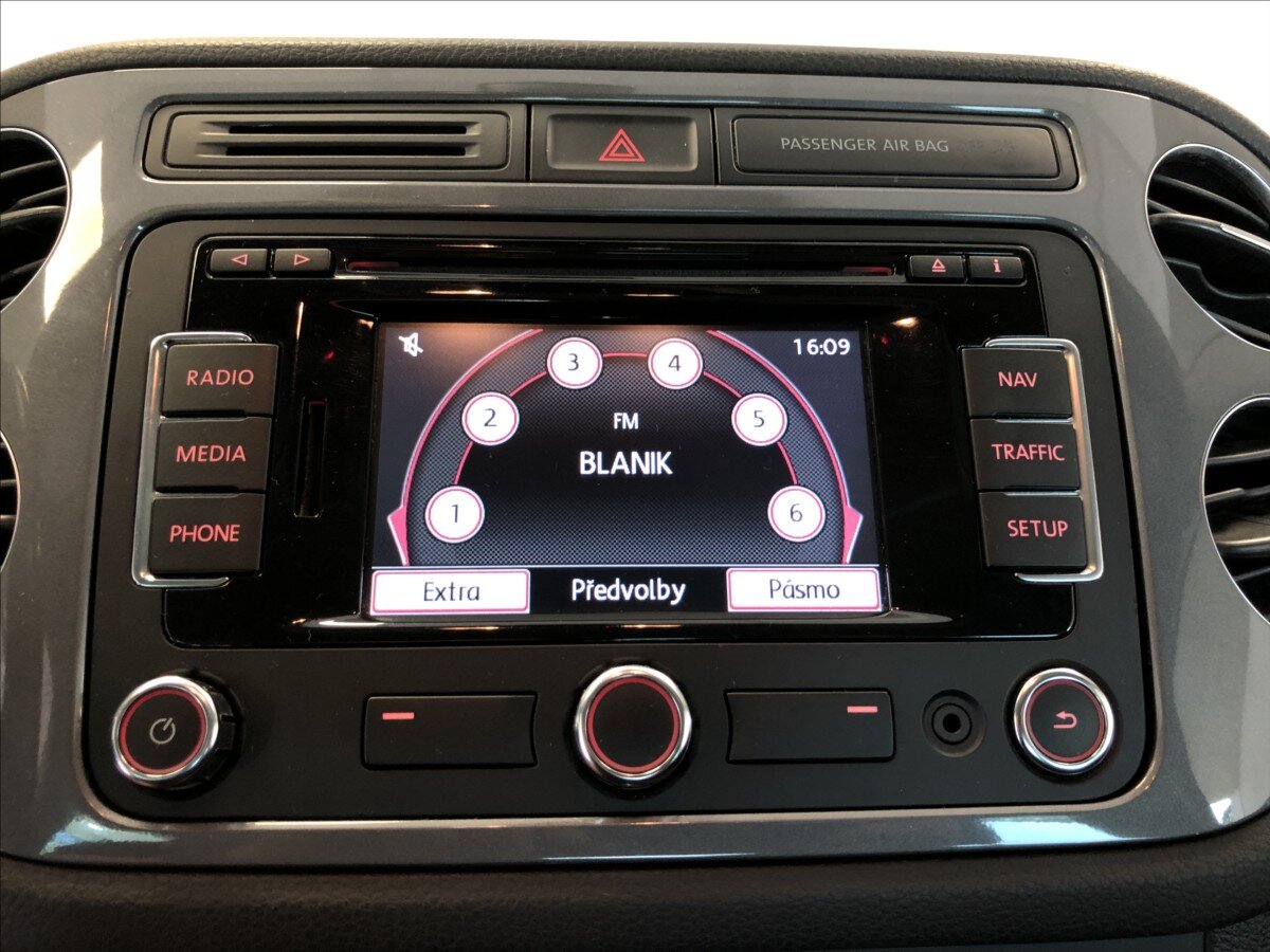 Volkswagen Tiguan SUV 2,0 l 103 kw