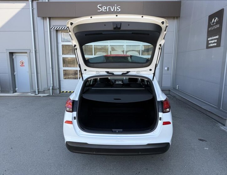 Hyundai i30 Kombi 1,4 l 103 kw