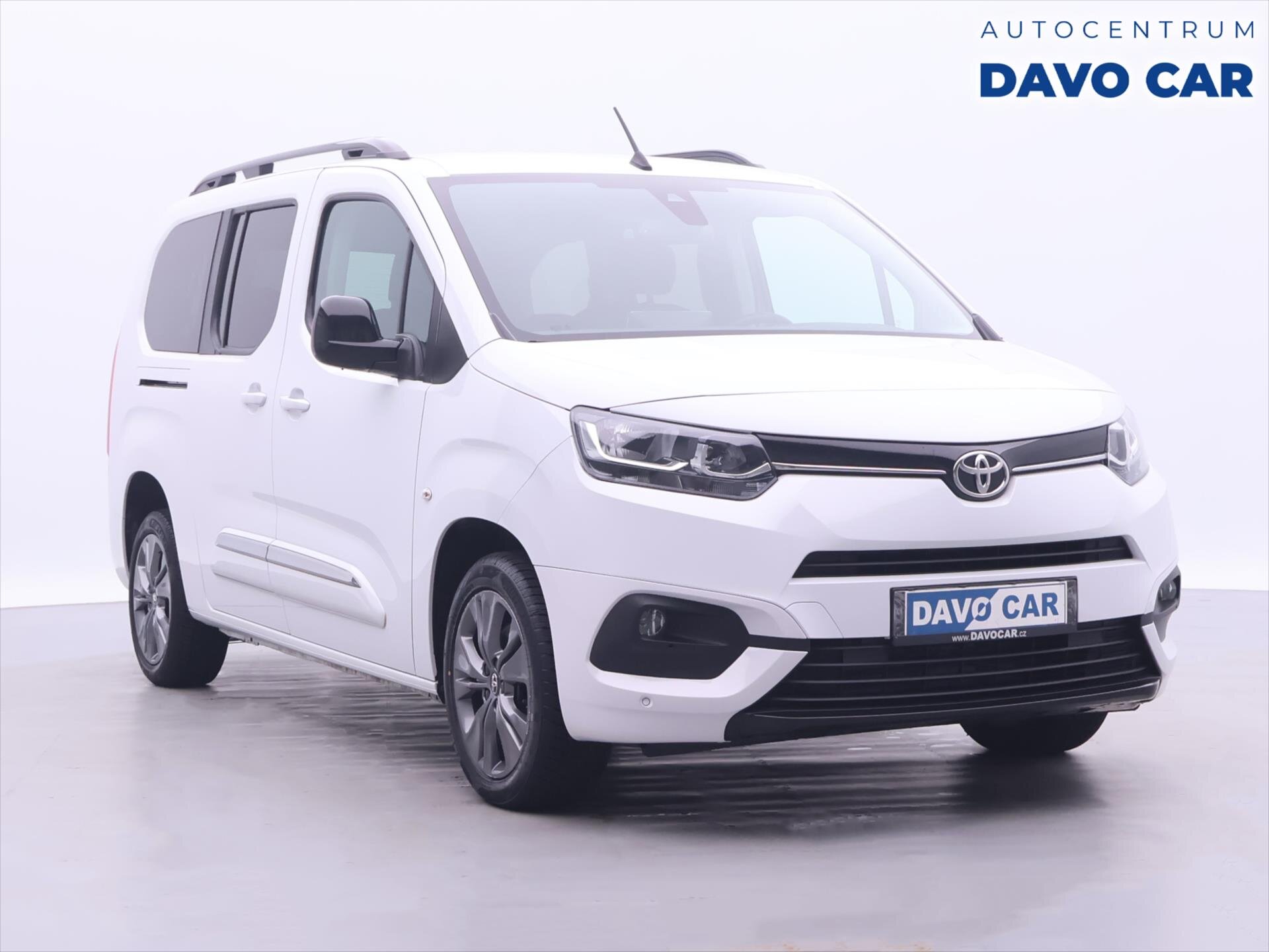 Toyota ProAce City Verso MPV 1,2 l 96 kw