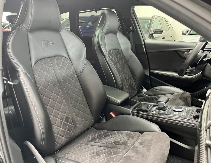 Audi RS4 Kombi 2,9 l 331 kw