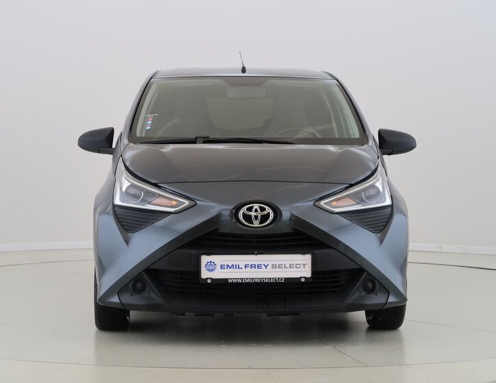 Toyota Aygo Hatchback 998,0 53 kw