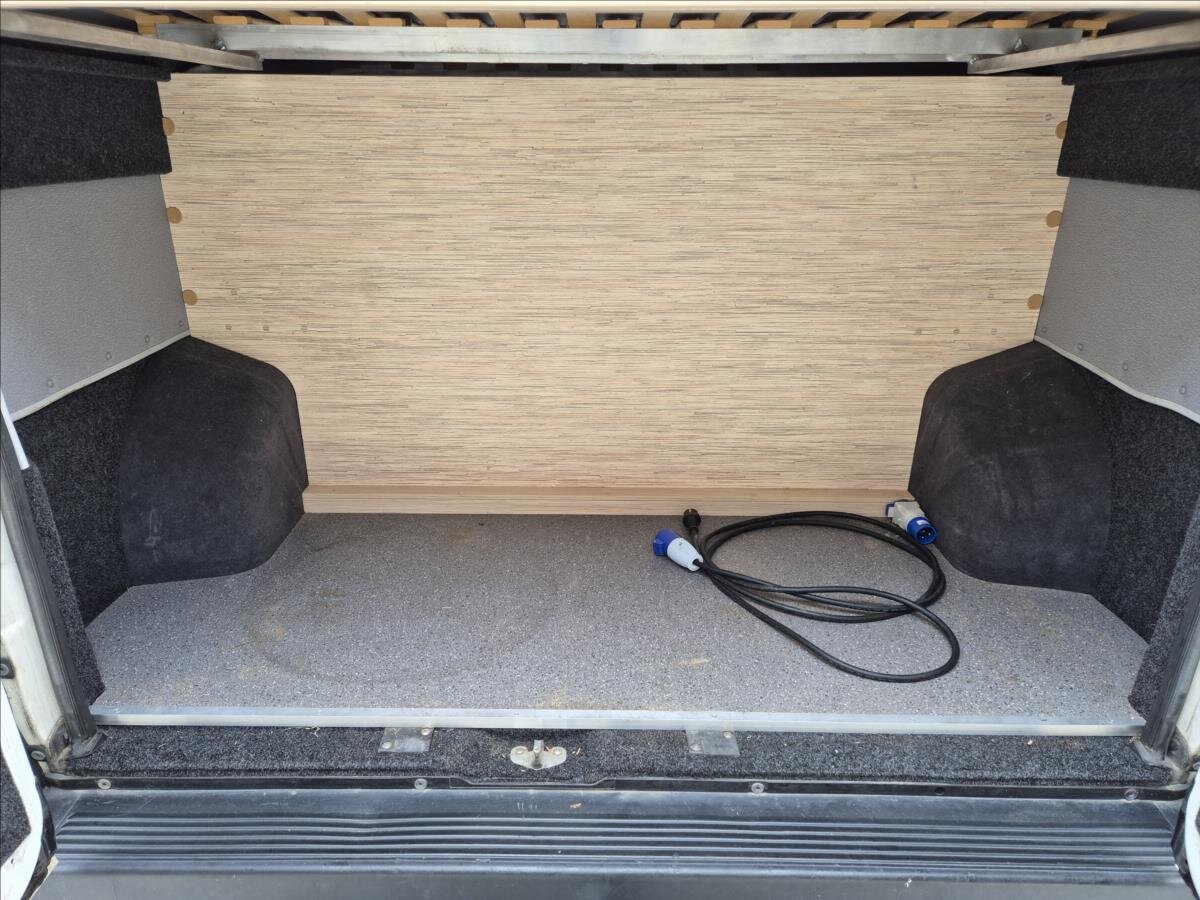 Peugeot Ostatní Ostatní 2,0 l 120 kw