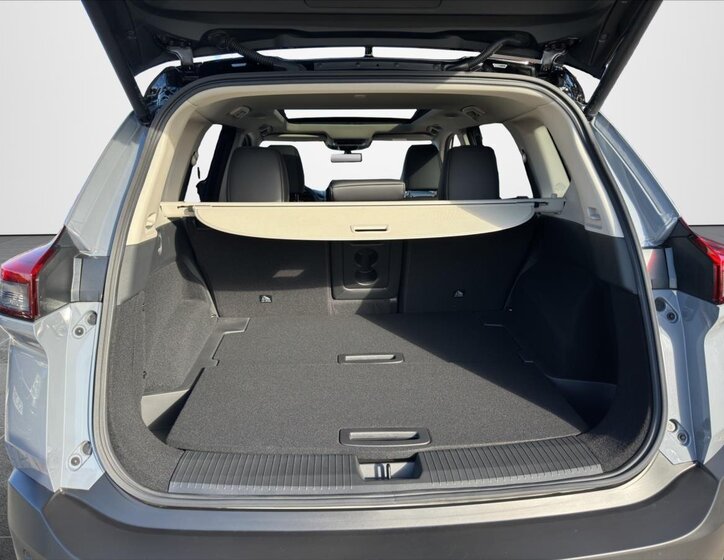 Nissan X-Trail SUV 1,5 l 158 kw